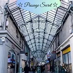 Passage Secret - Ideal Couples Et Pro - Le Calme En Hypercentre - Wifi Debit - Netflix - Machine A Laver - Gare, Cathedrale, Commerces, Restaurants & Transports En Commun A Moins De 10 Minutes A Pied