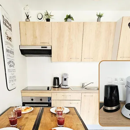 Passage Secret - Ideal Couples Et Pro - Le Calme En Hypercentre - Wifi Debit - Netflix - Machine A Laver - Gare, Cathedrale, Commerces, Restaurants & Transports En Commun A Moins De 10 Minutes A Pied アパート