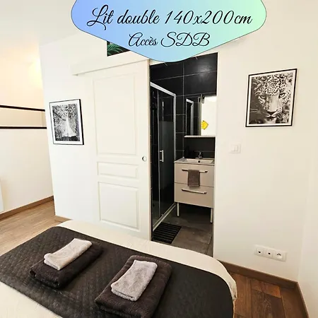 アパート Passage Secret - Ideal Couples Et Pro - Le Calme En Hypercentre - Wifi Debit - Netflix - Machine A Laver - Gare, Cathedrale, Commerces, Restaurants & Transports En Commun A Moins De 10 Minutes A Pied ランス